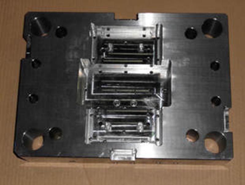 韶山精密塑料模-06